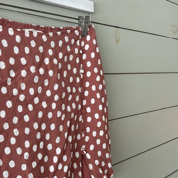 Abercrombie Polka Dot Skirt in dusty rose and White - Picture 4 of 5